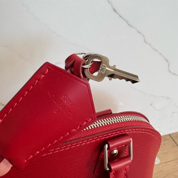 Louis Vuitton Red Leather Satchel - Picture 5 of 9